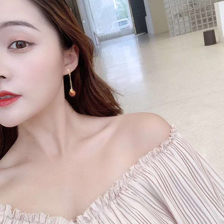 Крупные женские Асимметричные красные бусины с сетчатыми листьями без ушных