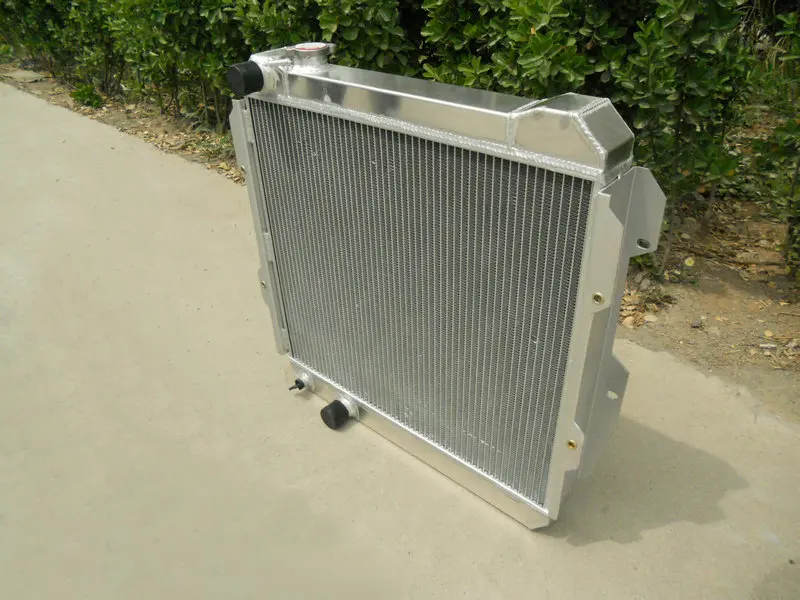 Aluminum Racing Radiator for TOYOTA HILUX LN85 LN60 LN61 LN65 2.4L DIESEL MT 1984 1985 1986 1987 1988 1989 1990 91