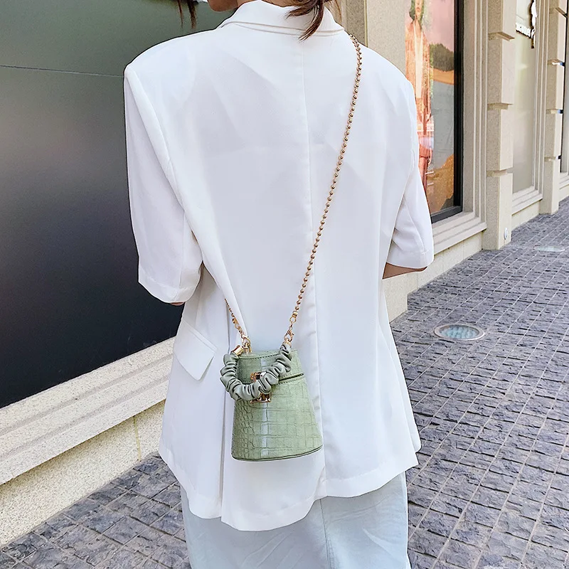 

Korean Fashion Crocodile Pattern Bucket Bag Bag Female Lipstick Bag Personalized Chain Crossbody Single Shoulder Bag