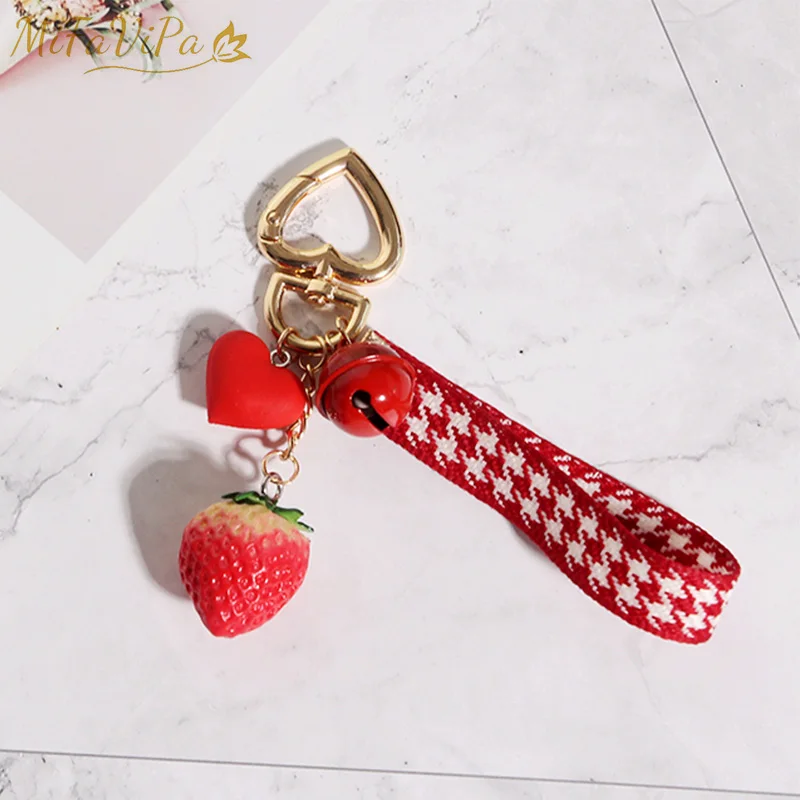 1 шт. Клубника красное сердце брелок для ключей женщин девушка украшения имитация