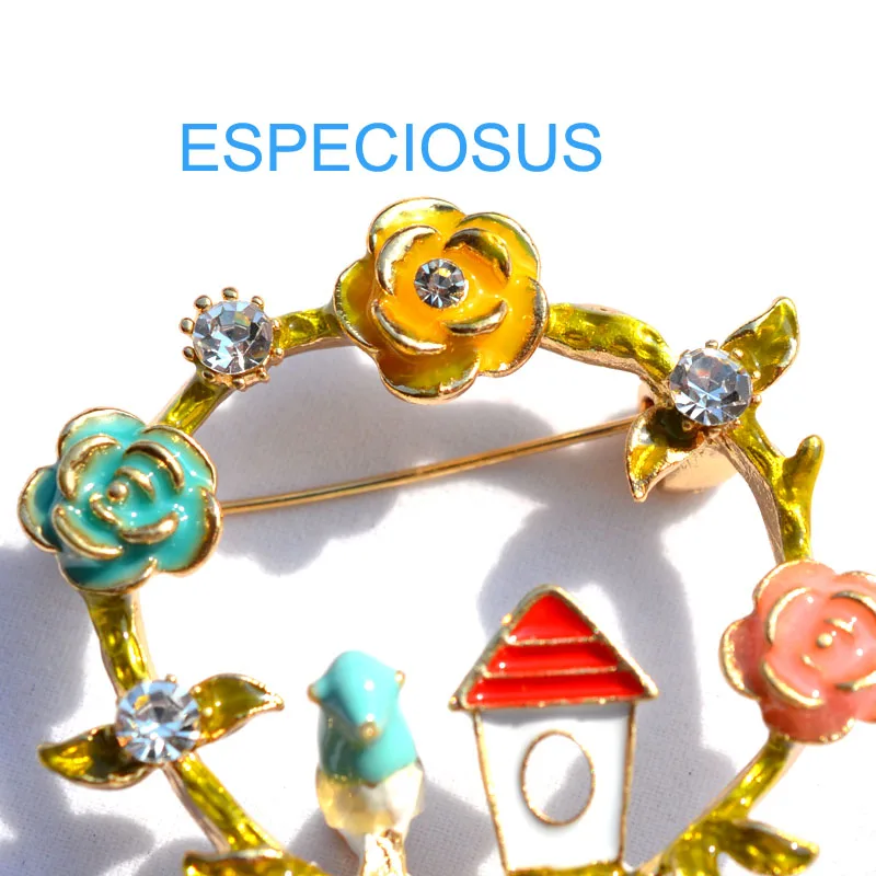 Женская брошь в форме груди украшение для сада Стразы золотого цвета разные |