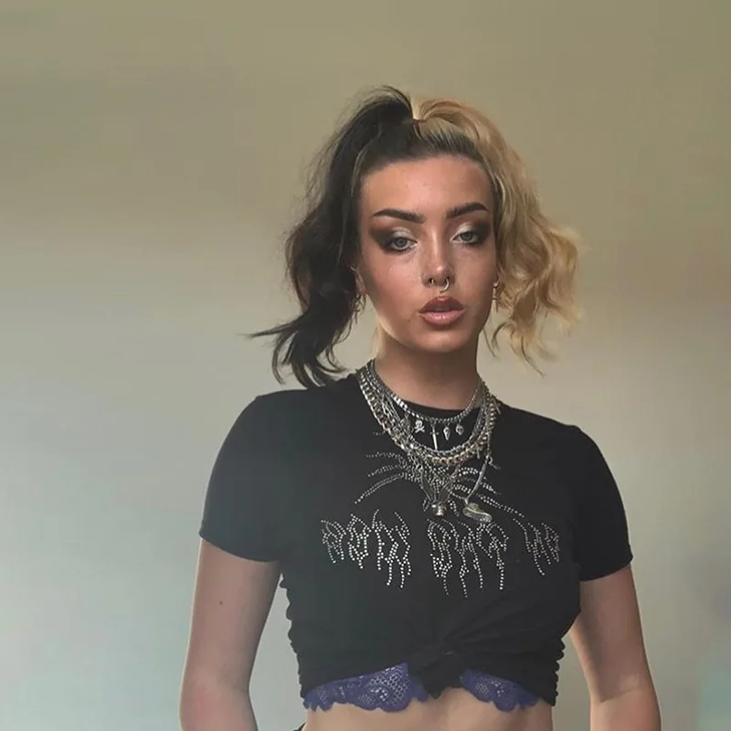 

Womens Casual Short Sleeve T-shirt Fashion Spider Hot Drilling Slim Fit Exposed Navel Tops Summer Basic Tops 2021 Streetwear