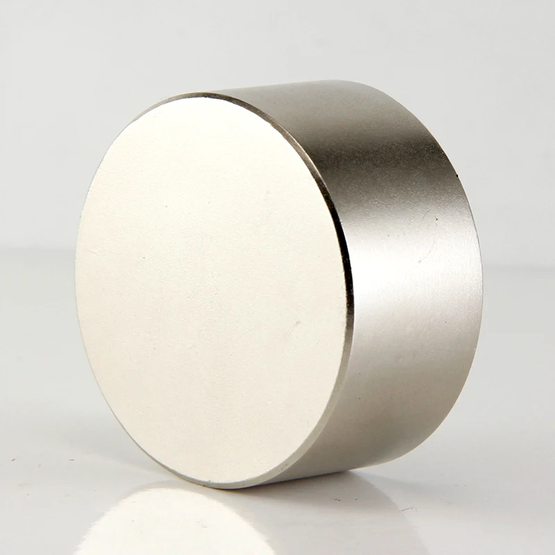 Неодимовый магнит NdFeB N52 супермощный редкоземельный диаметр 40 х20 мм 2