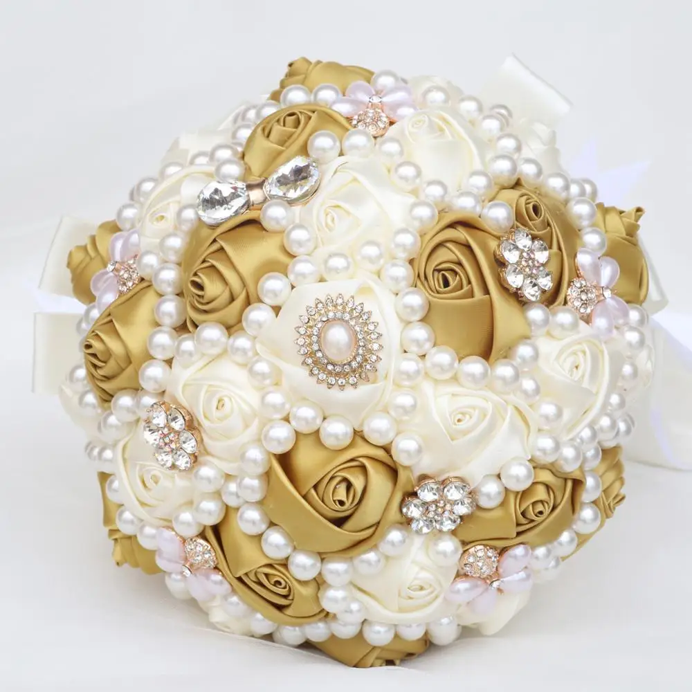 

Большой золотой свадебный букет с кристаллами, лента ручной работы, искусственные розы, жемчуг, для подружек невесты, свадебные букеты, свад...