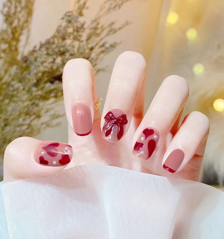 

24pcs Bow Nail Patch Square Head Glue Type Removable Short Paragraph Fashion Manicure Save Time False Nail Patch TO