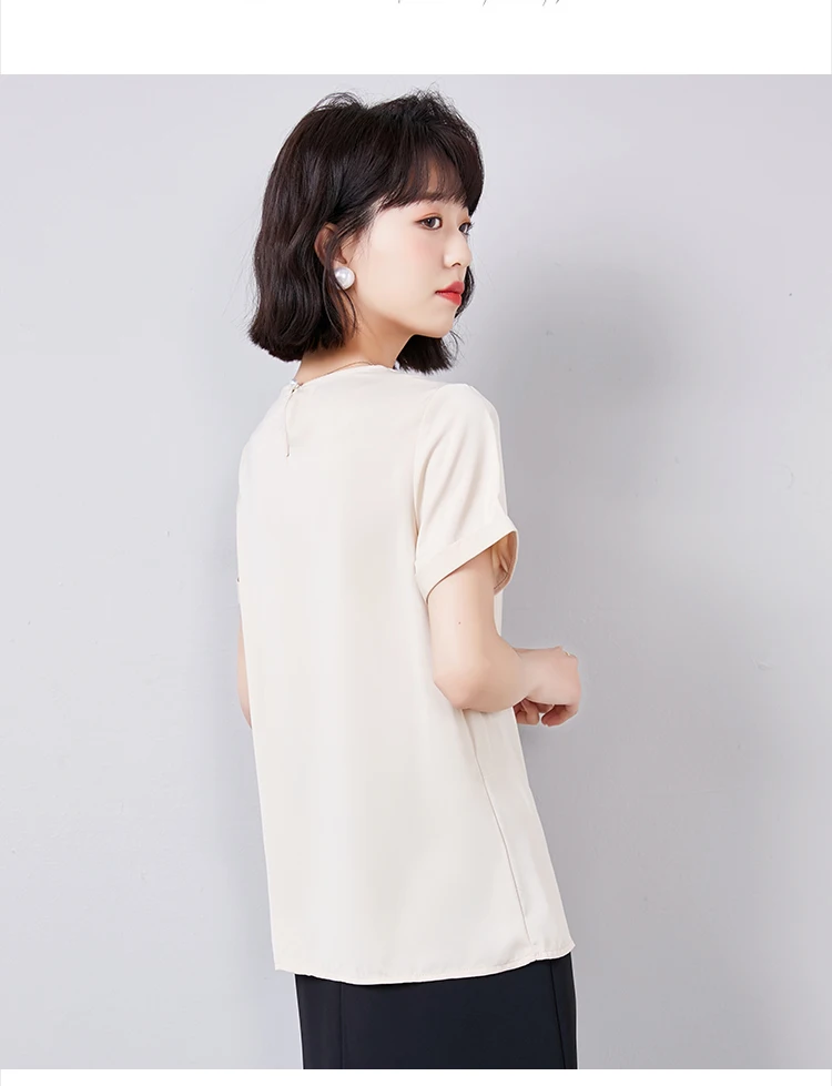 

Women Blouse 2021 Summer Short Sleeve V-neck Slim Casual Korean Tops Office Lady Elegant Fashion Plus Size Pullover Shirt