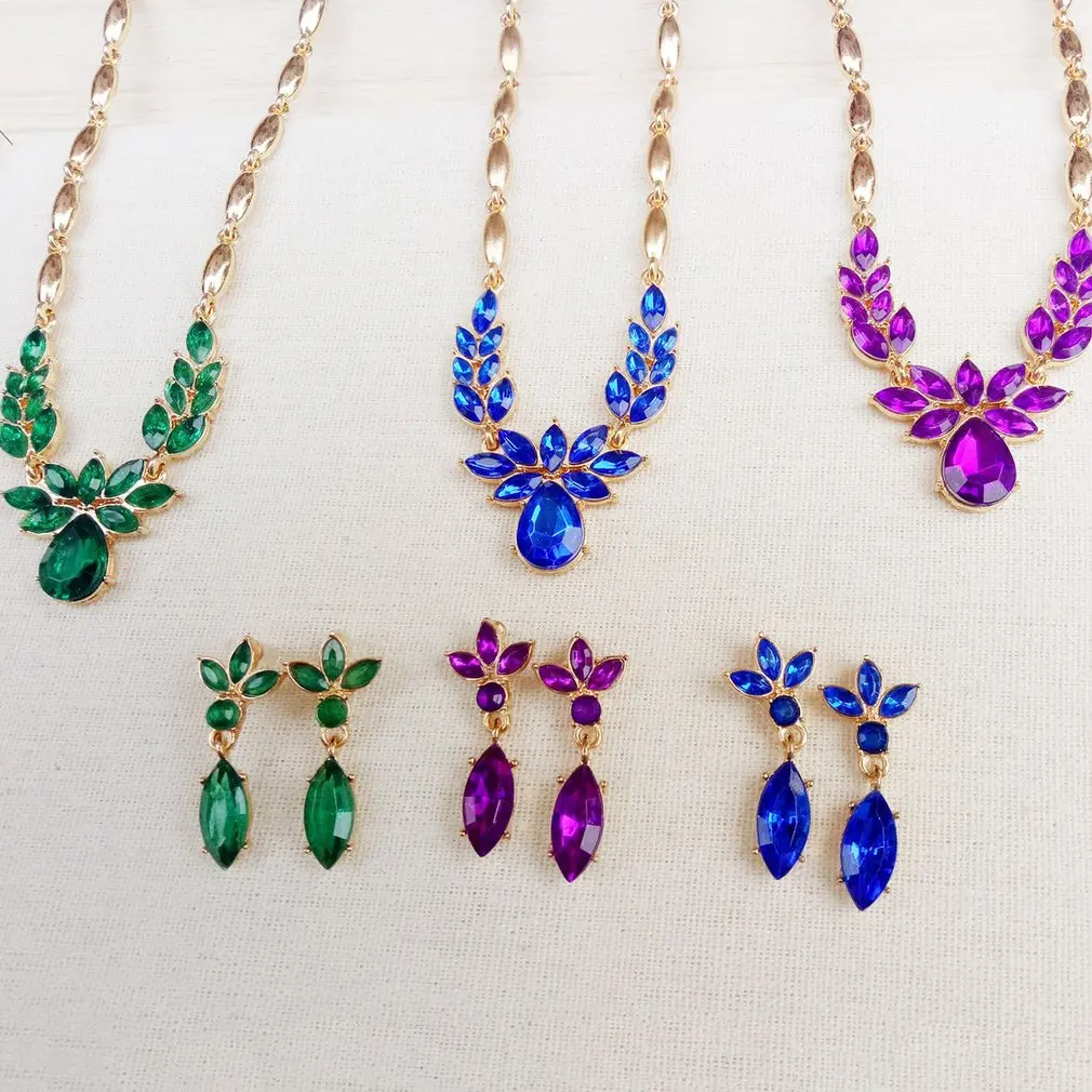 Женское Ожерелье + серьги с Зелеными камнями в европейском и американском стиле