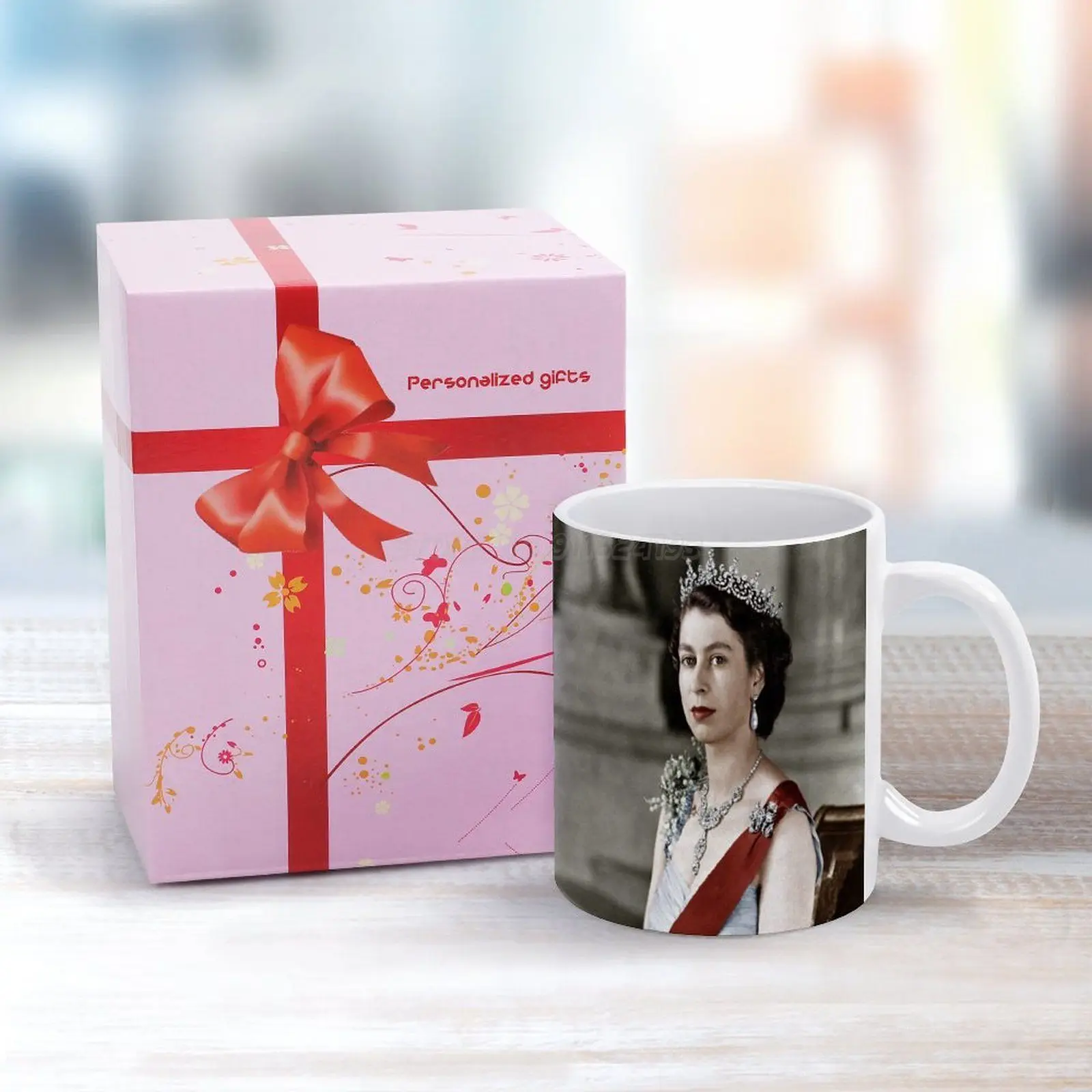Queen Elizabeth White Mug Coffee Afternoon Tea Christmas Cups Ceramic 330ml for Royal United King | Дом и сад
