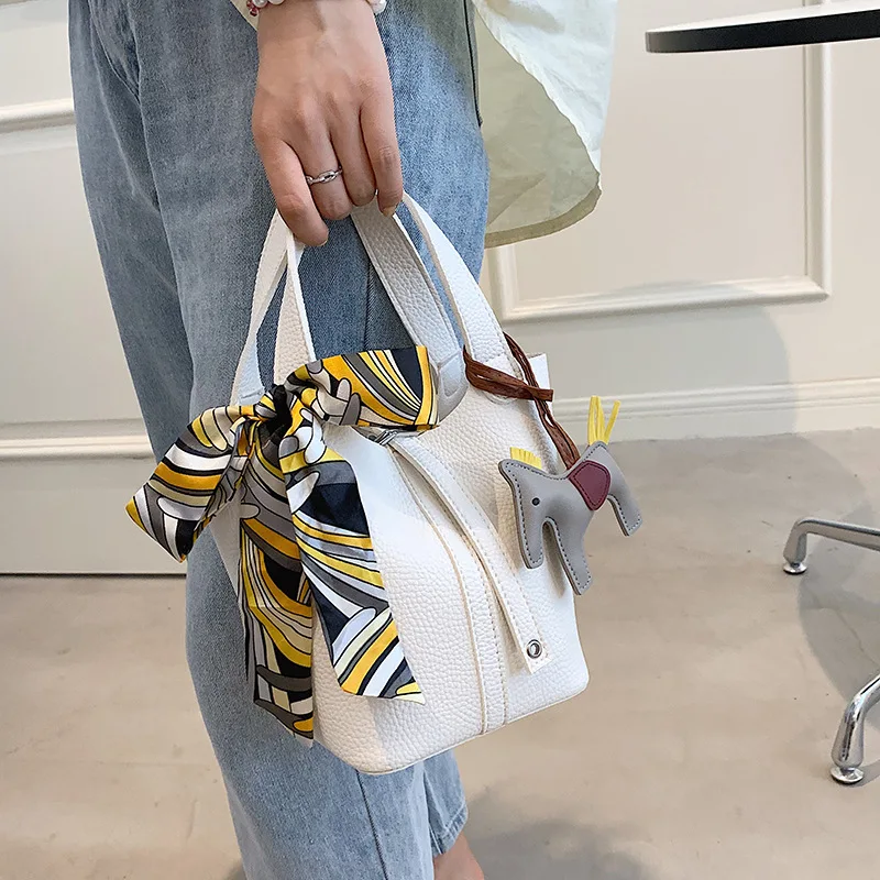 

2021 Fashion Women Bags Summer Bucket Bags Women PU Leather Handbags Trend Designer Ladies Crossbody Totes Elegant Shoulder Bags