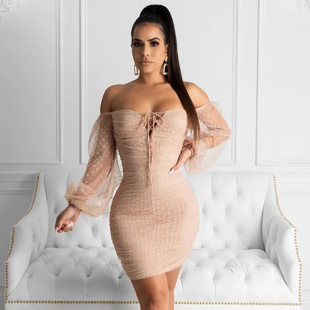 Сетчатое летнее платье женское розовое пляжное черное облегающее в горошек