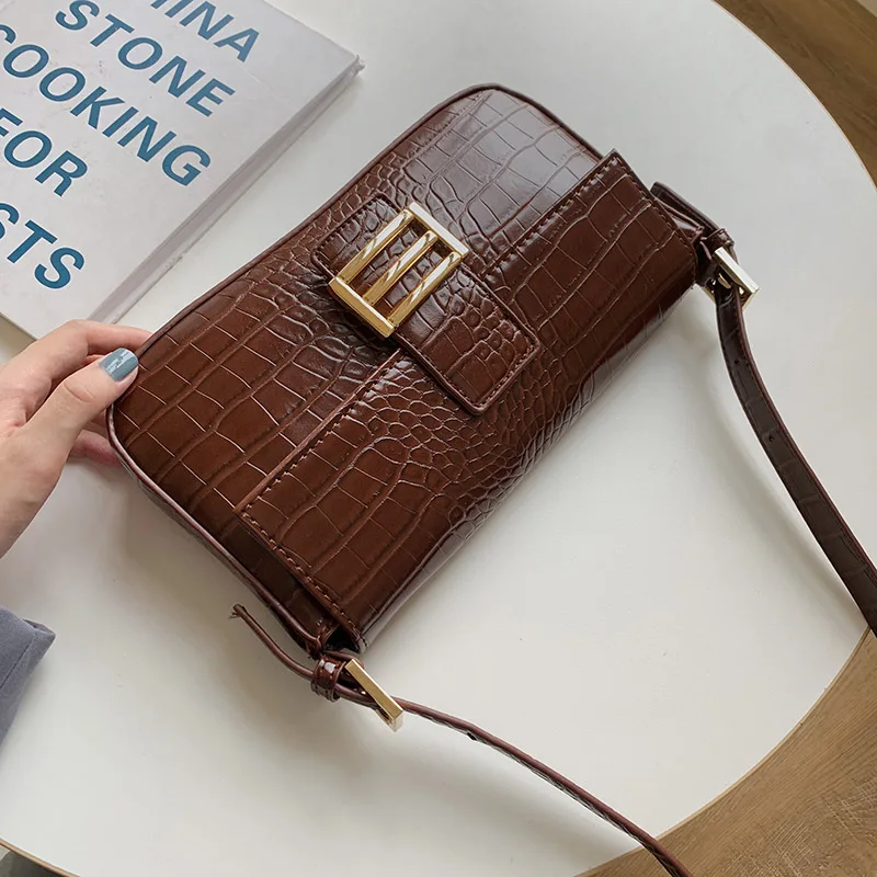 Сумка на плечо женская с узором под кожу крокодила винтажная дизайнерская