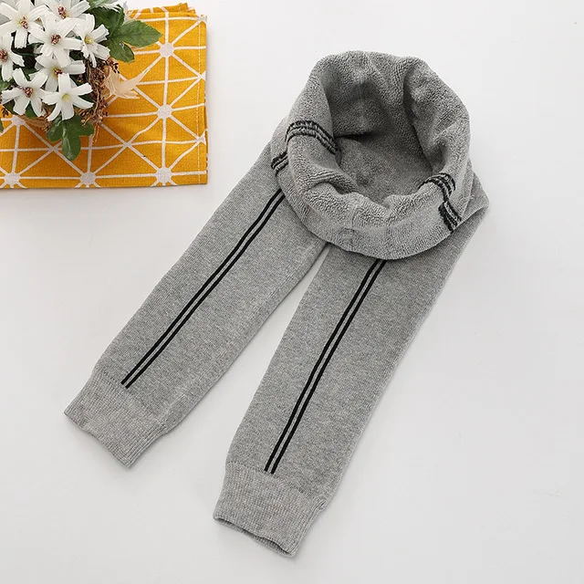 

Autumn Spring new children's nine points pants thick brushed leggings cute cartoon Knitted Skinny Pants For kids baby