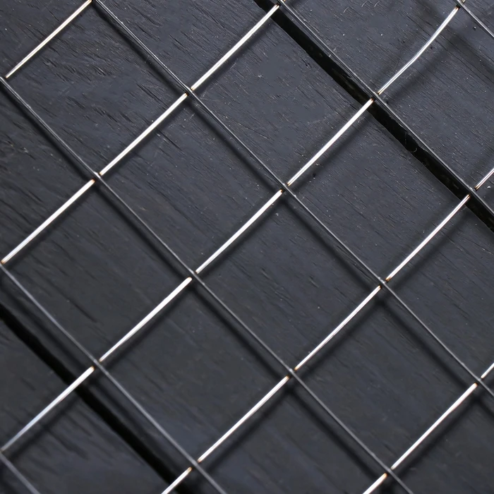 Сетка оцинкованная сварная 1 × 25 м ячейка мм металл