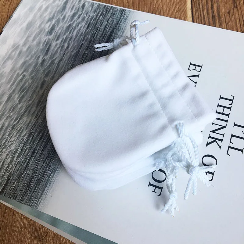 

10pcs/lot Flannel Bag Pouch For Bead Charm Bracelet Women Original Europe Jewelry Birthday Gift White Bags Outer Packaging