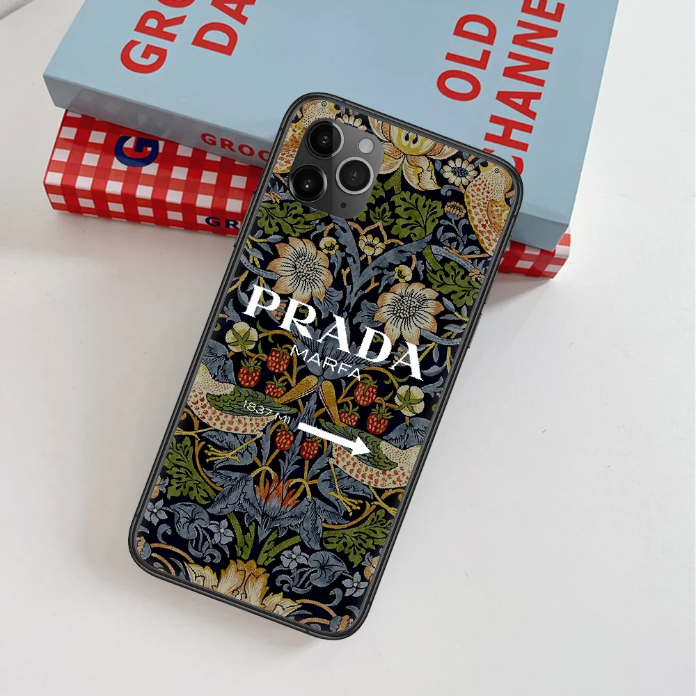 

Italy Luxury Fashion Brand Phone Case For IPhone 4 4s 5 5S SE 5C 6 6S 7 8 Plus X XS XR 11 12 Mini Pro Max 2020 black Coque