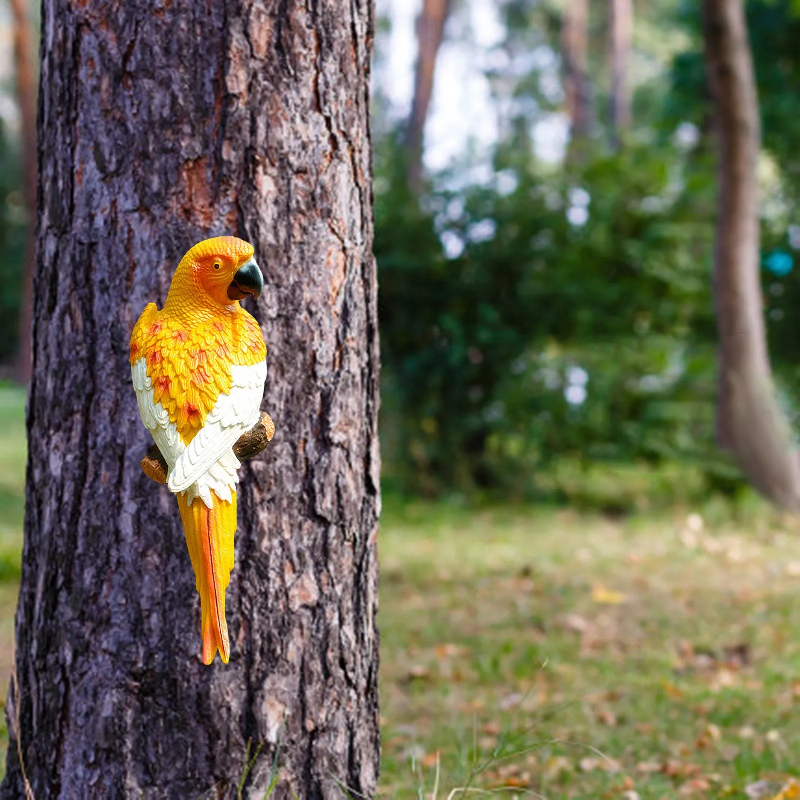 

Hanging Parrot Statue in Courtyard Garden Tree Interior Home Decoration Ornament Animal Bird Garden Bird Prop Decoration