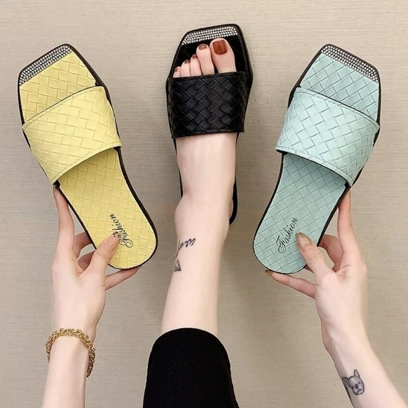 

Women Transparent Sandals Fashion Gladiator Sandals Ladies Open Toe Sandalia 2021 Summer Women's Flip Flops Flat Slippers