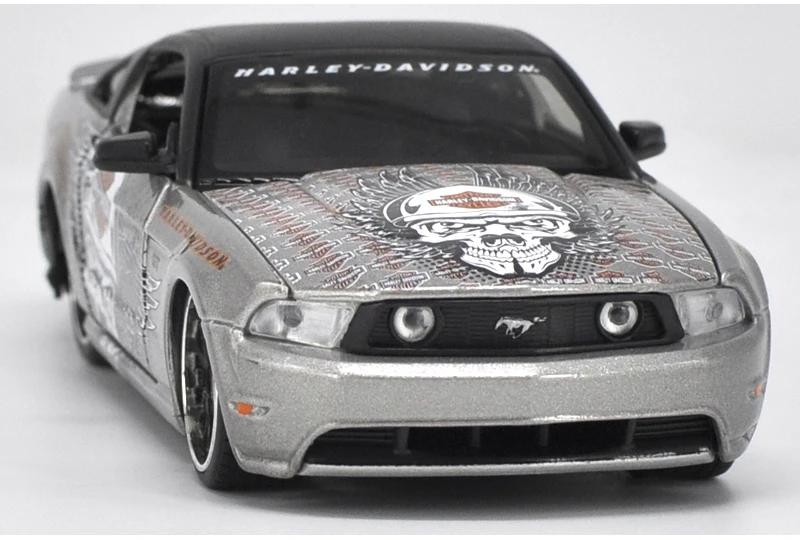 Maisto 1/24 1:24 2011 Ford Mustang GT Harley Edition спортивный гоночный автомобиль Транспортное средство литье под давлением дисплей Модель игрушки для детей мальчиков и девочек