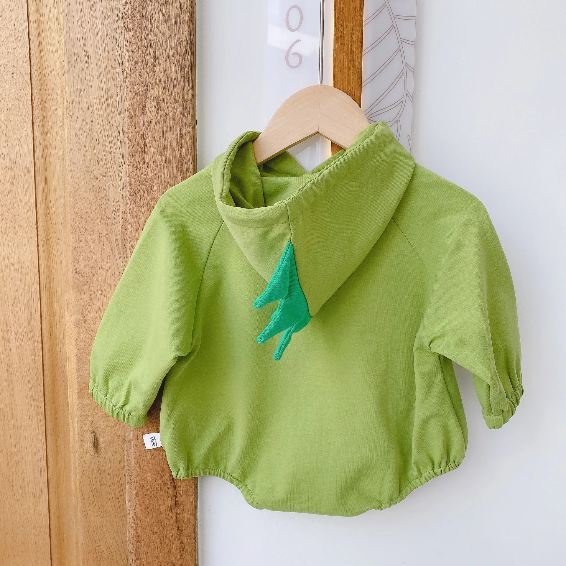 

WLG Baby Clothes Kids Rompers Spring Autumn Green Cartoon Style Long Sleeve Romper Boys Girls Casual Clothes for 6-18 Months