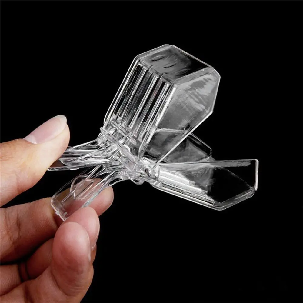 

2Pcs Plastic Insectary Protective Beekeeper Box Bee Clip Bees Cage Equipment Clamp Isolation Room Catcher Beekeeping Tools