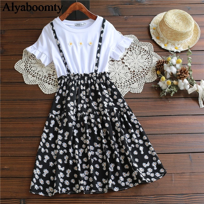 Женское летнее платье с подтяжками белое черное красное цветочным принтом