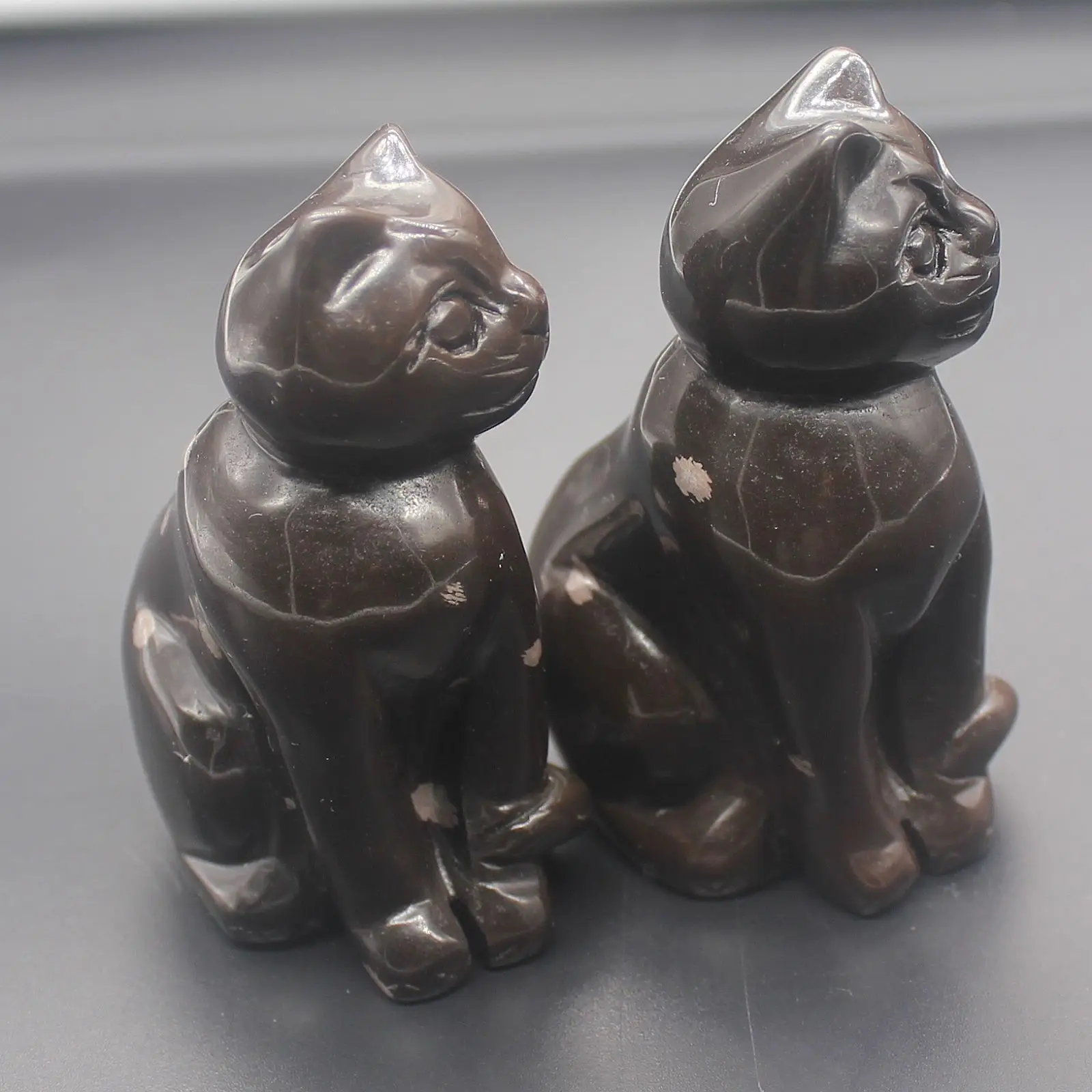 

Hand Carved Natural Chinese Snowflake Obsidian cat Figurine Animal Carving