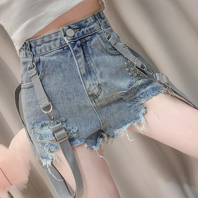 

2021 new Korean fashion temperament ladies beaded hole bib slim jeans women's shorts tide personality casual shorts jeans