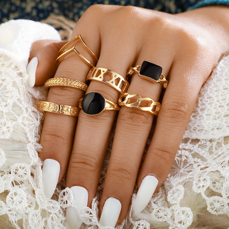 

Punk Jewelry Women Ring 7pcs/set Hollow Black V Shape Trendy Geometry Joint Rings Sets 2021 Fashion Accessories