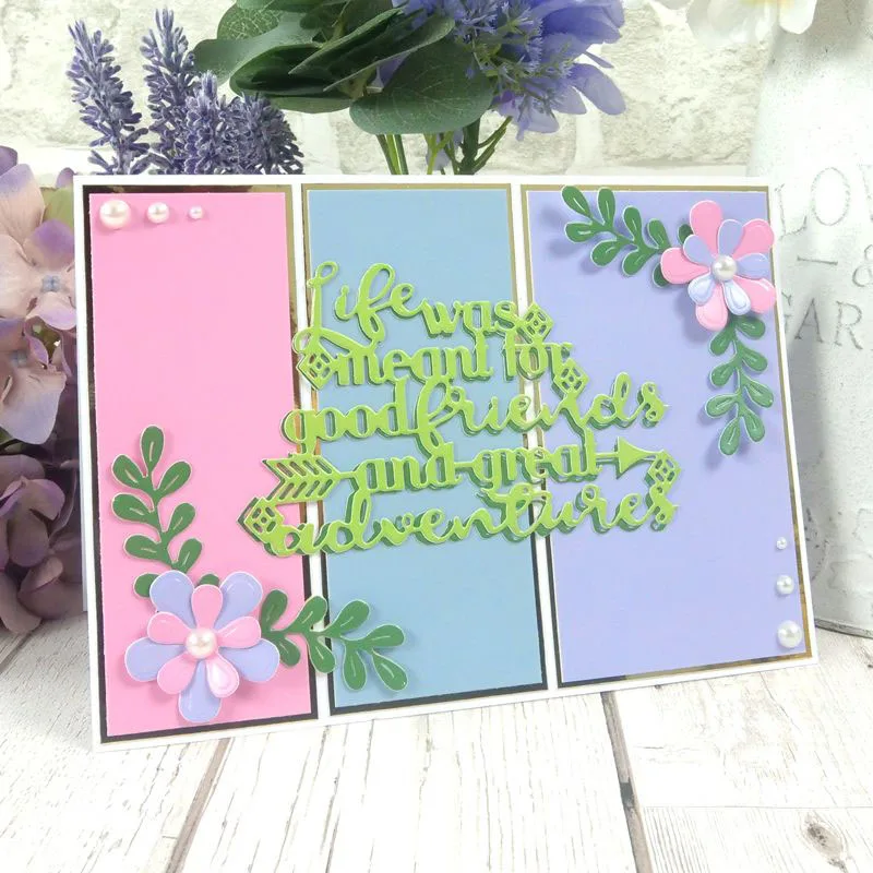 Режущие штампы с изображением пятен фоновая рамка вырезанные цветы и трава