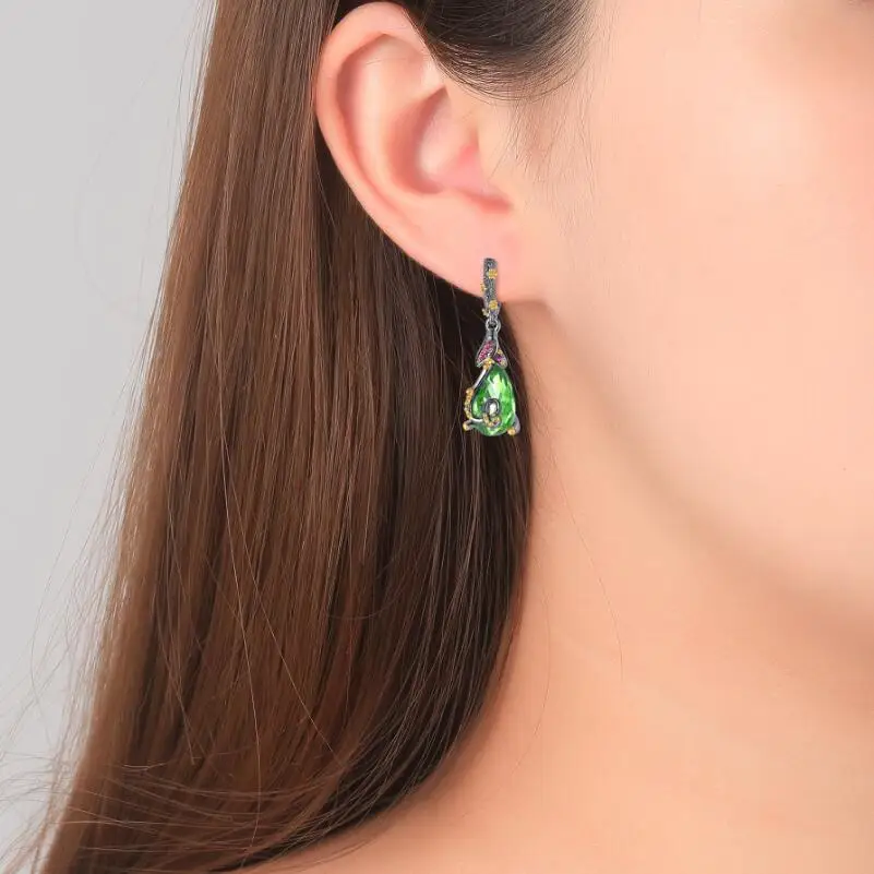 

CIZEVA 2021 Vintag Black Gold Color Statement Earrings Women's Green Zircon Crystal Drop Earrings Hanging Anniversary Jewelry