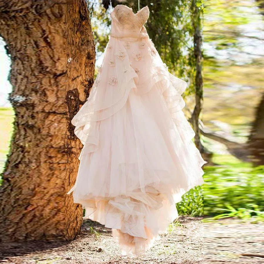 

Vintage Strapless Prom Dresses Sweetheart Neckline Flower Wedding Dress Applique Tulle Dress Floor-Length Long Dress Plus Size