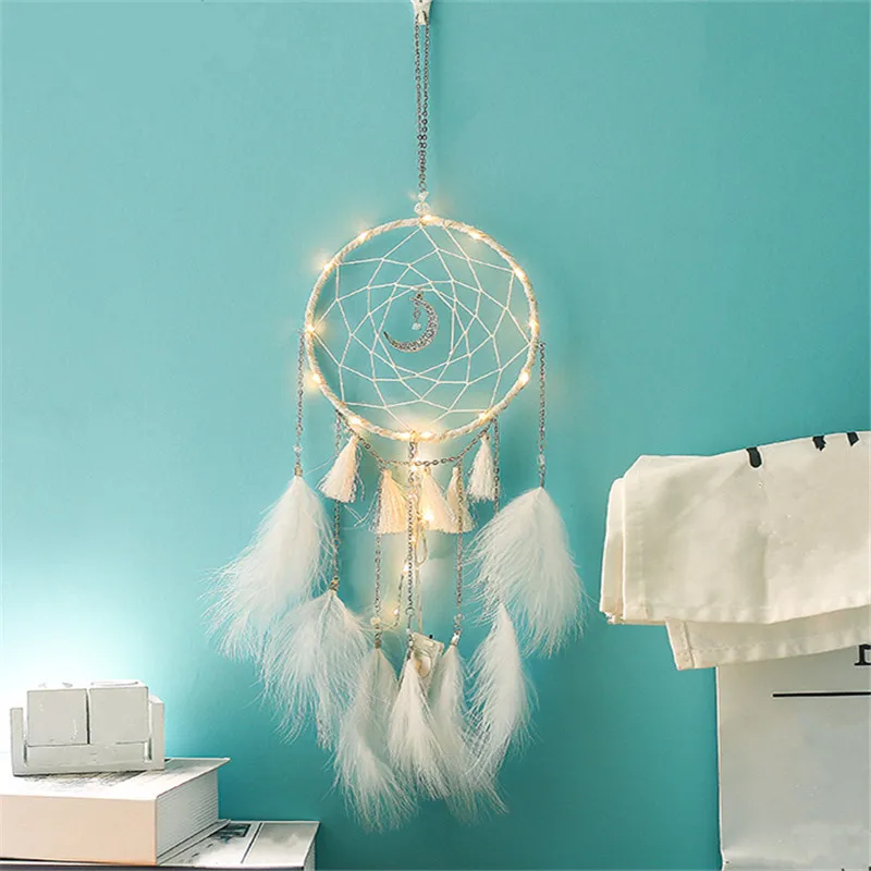 

1 Pcs Moon Shape Feather Tassel Home Decor Dream Catcher Handmade Ornament Living Room Bedroom Decoration Girl Heart Gifts