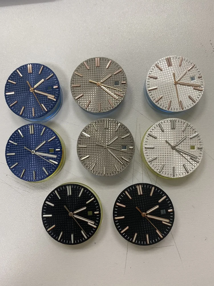 

Professional watch movement with case