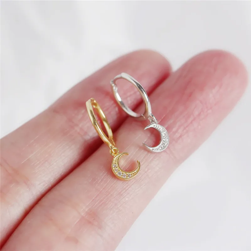 Женские серьги-гвоздики с подвеской в виде полумесяца | Украшения и аксессуары