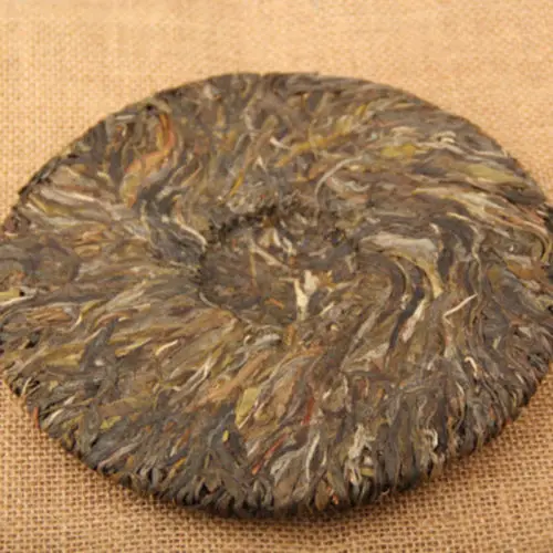 

2014 / 2018 (Delivered Randomly) Yunnan Bazi Tea Shen Pu-erh Tea 400g Lincang Snow Mountain Raw Pu-erh