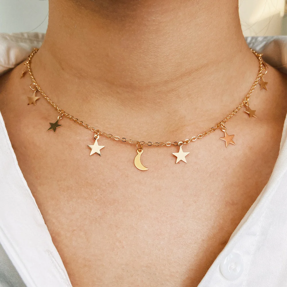 

Cute Necklace New Fashion Korean Moon Pendant Aesthetic Jewelry Women's Accessories Chain Wholesale Gifts for Girls on the Neck