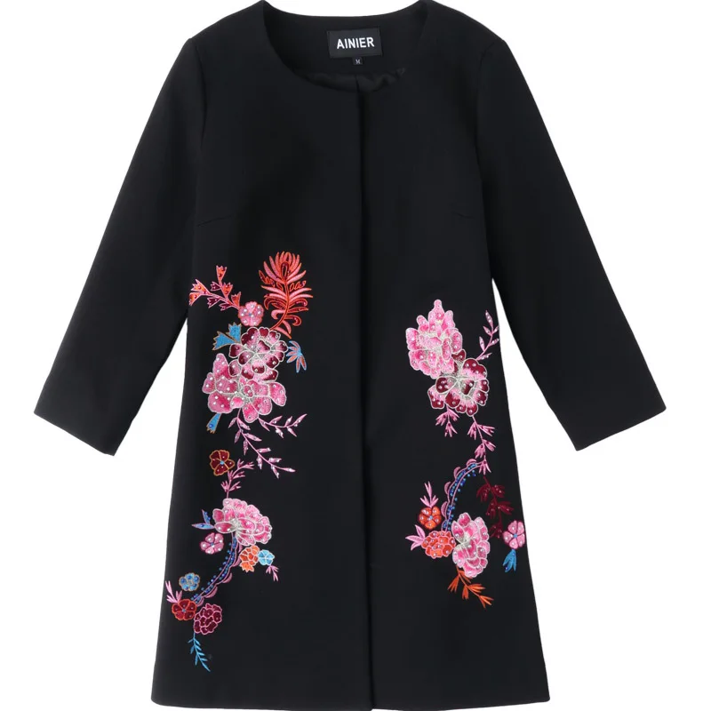 

Top Grade Womens Embroidered Coat 2020 New Style Ethnic Retro Chinese National Plus Size Tops Middle-aged Mother Mom Clothes