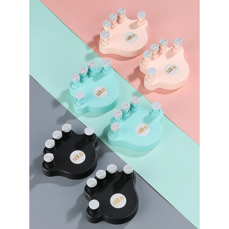 

Piano Trainer SOLO Finger Trainers 1Pair Hand Grip Exerciser Ergonomic Silicone Piano Trainer with 5 Tension Round Keys