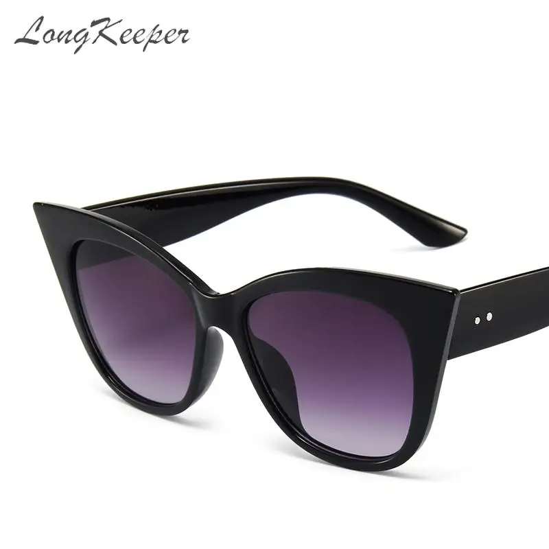 

Солнечные очки «кошачий глаз» UV400 женские, модные солнцезащитные аксессуары в большой оправе, в стиле ретро, с линзами черного, белого цвето...