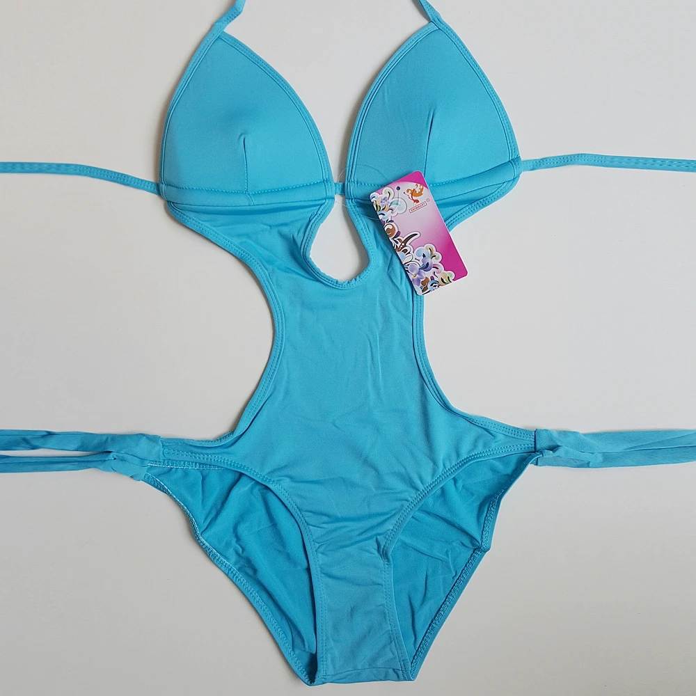 

European and American fashion deep V gathered slimming one-piece swimsuit