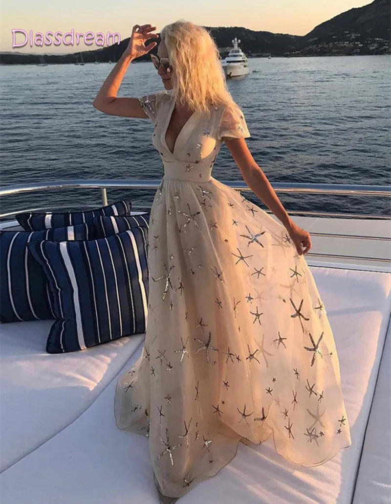 

Champagne Shiny Tulle Prom Dresses V Neck Cap Sleeves Robes De Soirée Sweep Train Boho A Line Women Party Gown Vestido De Noche