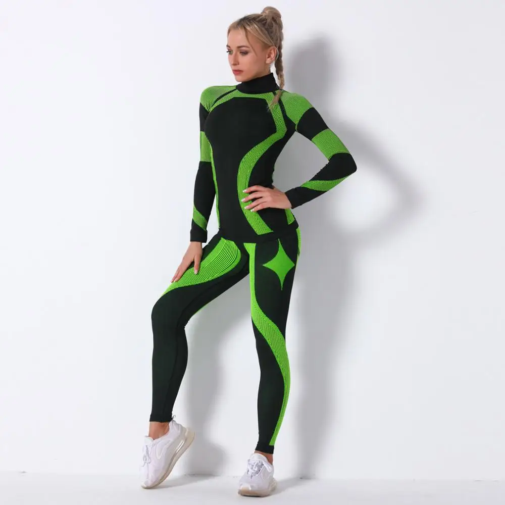 

New Arrival Autumn Winter Long-sleeved Crop Top Leggins Fitness Slim Body Sweat Absorbent Outdoor Exercise 2 piece set for women