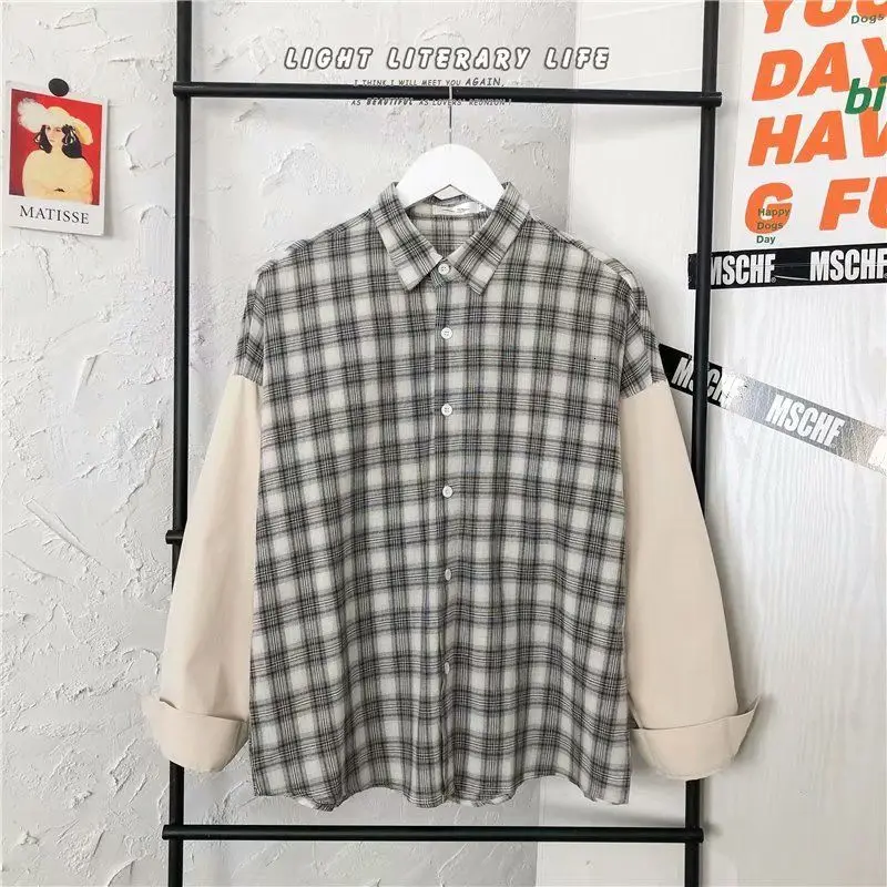 

Spring Autumn Plaid Shirt Men Korean Fashion Retro Loose Casual Shirt Men Harajuku Streetwear Stitching Long-sleeved Shirt Men
