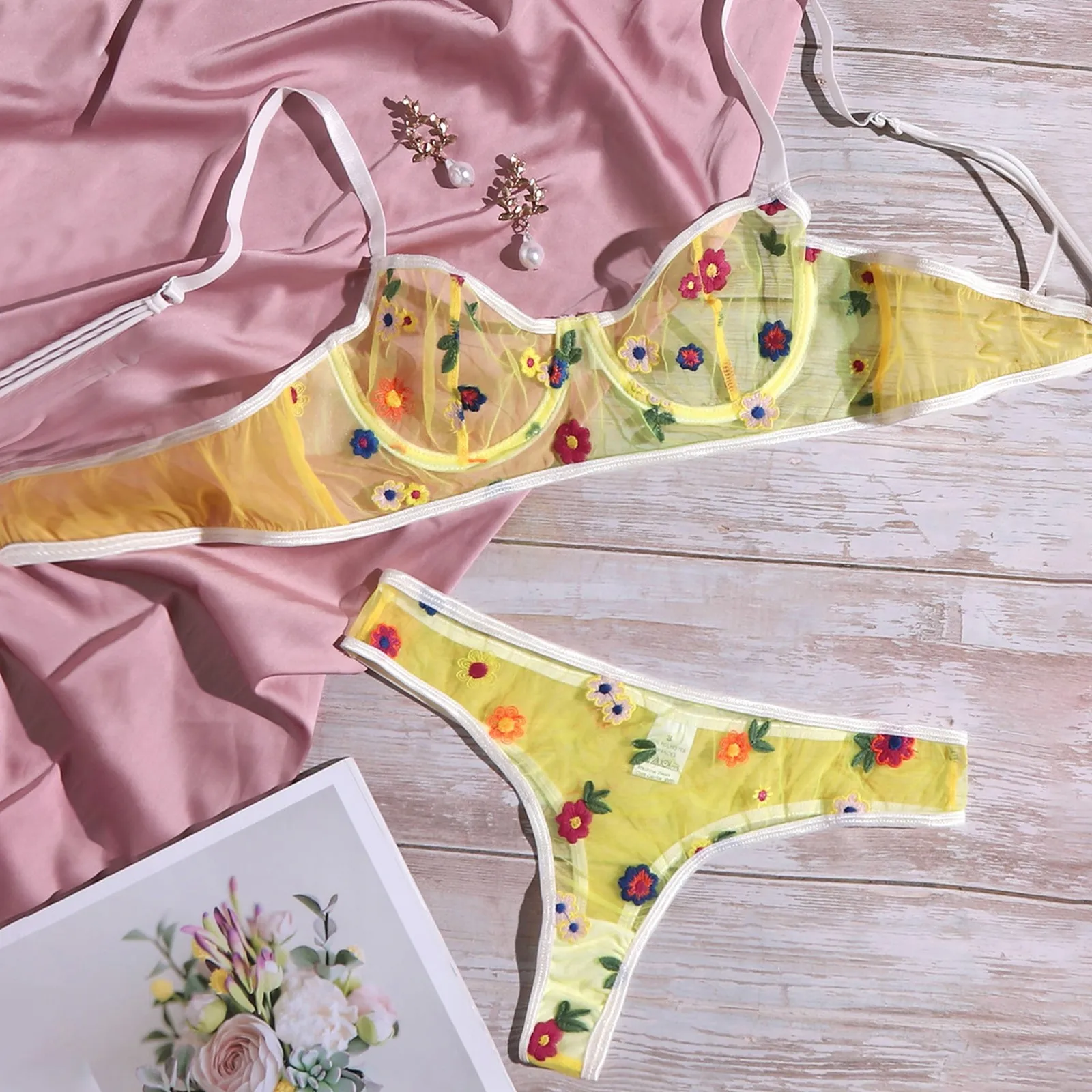 

Plus Size Erotic Lingerie Sexy Bra Set Porno Women Sexy Underwear Transparent Sexy Costume Sensual Lingerie Woman Underwear Set