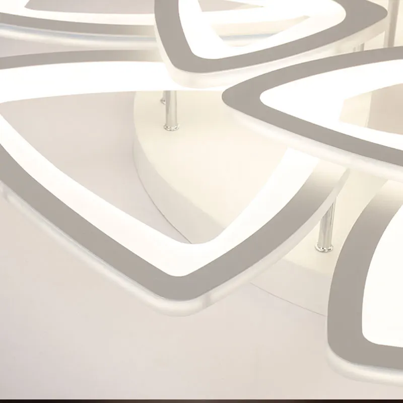 Современные светодиодные потолочные лампы светильники с приложением