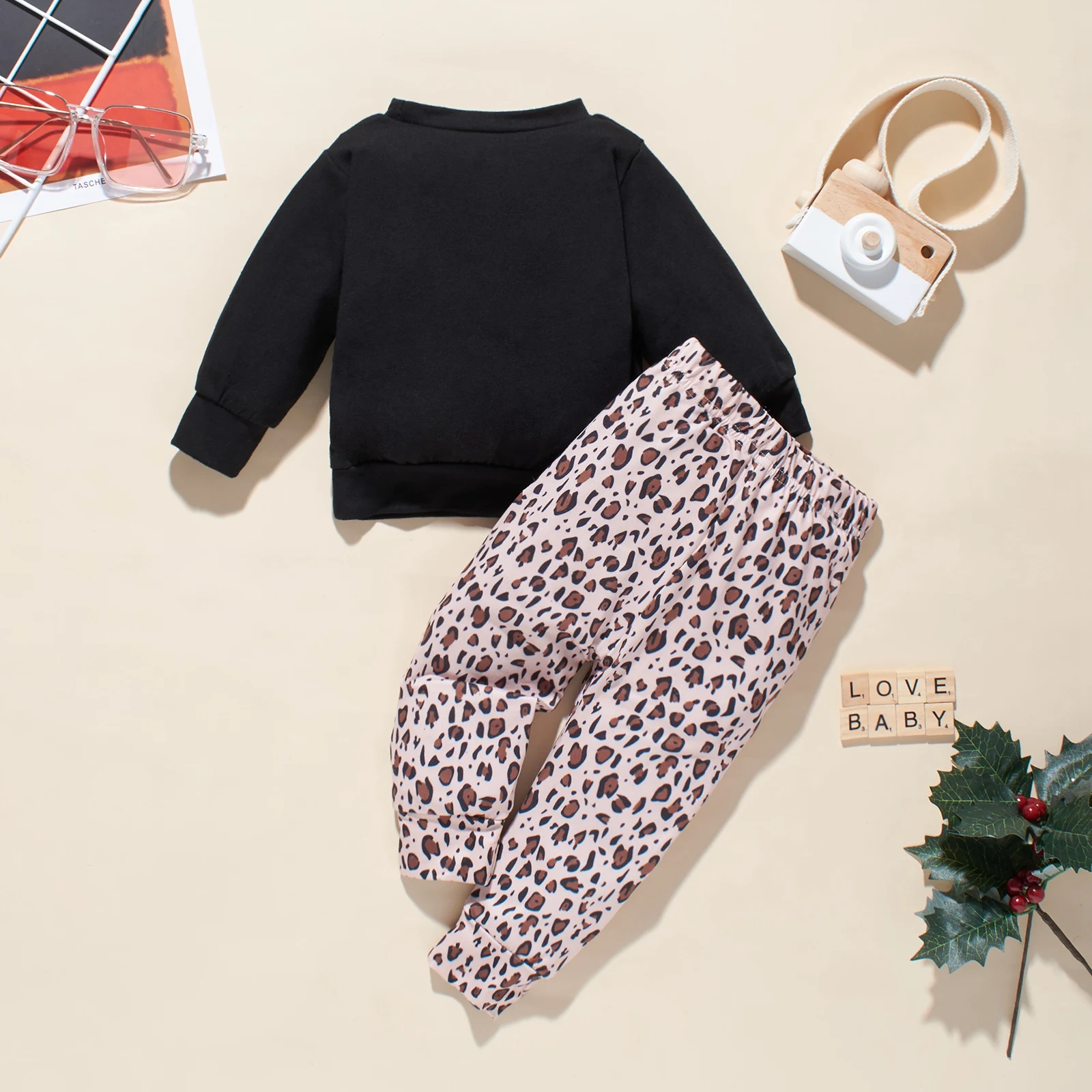 

Одежда с надписью для детей 0-24 месяцев, топы с длинным рукавом + брюки, с леопардовым рисунком, весенняя одежда с надписью для девочек мамы
