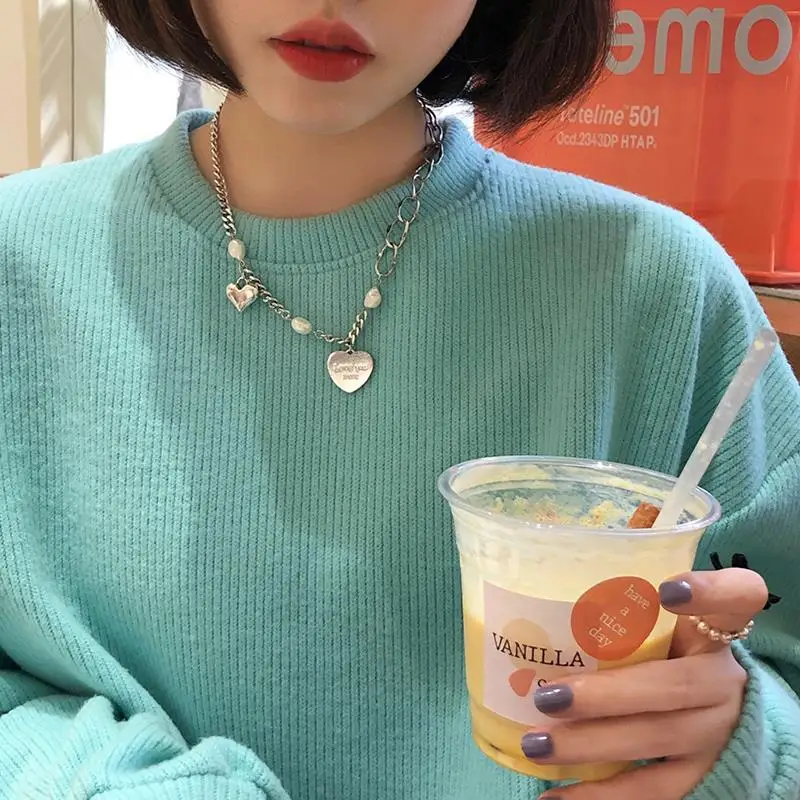 

2021 New Korea Fashion Y2K Aesthetics Pearl Alloy Necklace Pendant Heart-shaped Necklace for Woman Temperament Jewelry Wholesale