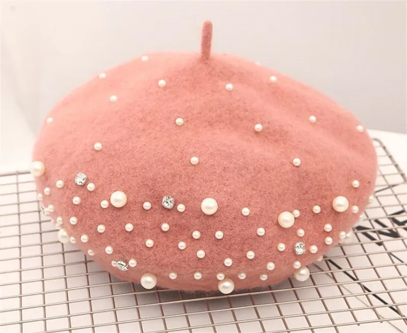 Женский теплый берет из кашемира с жемчужинами во французском стиле B1179 |