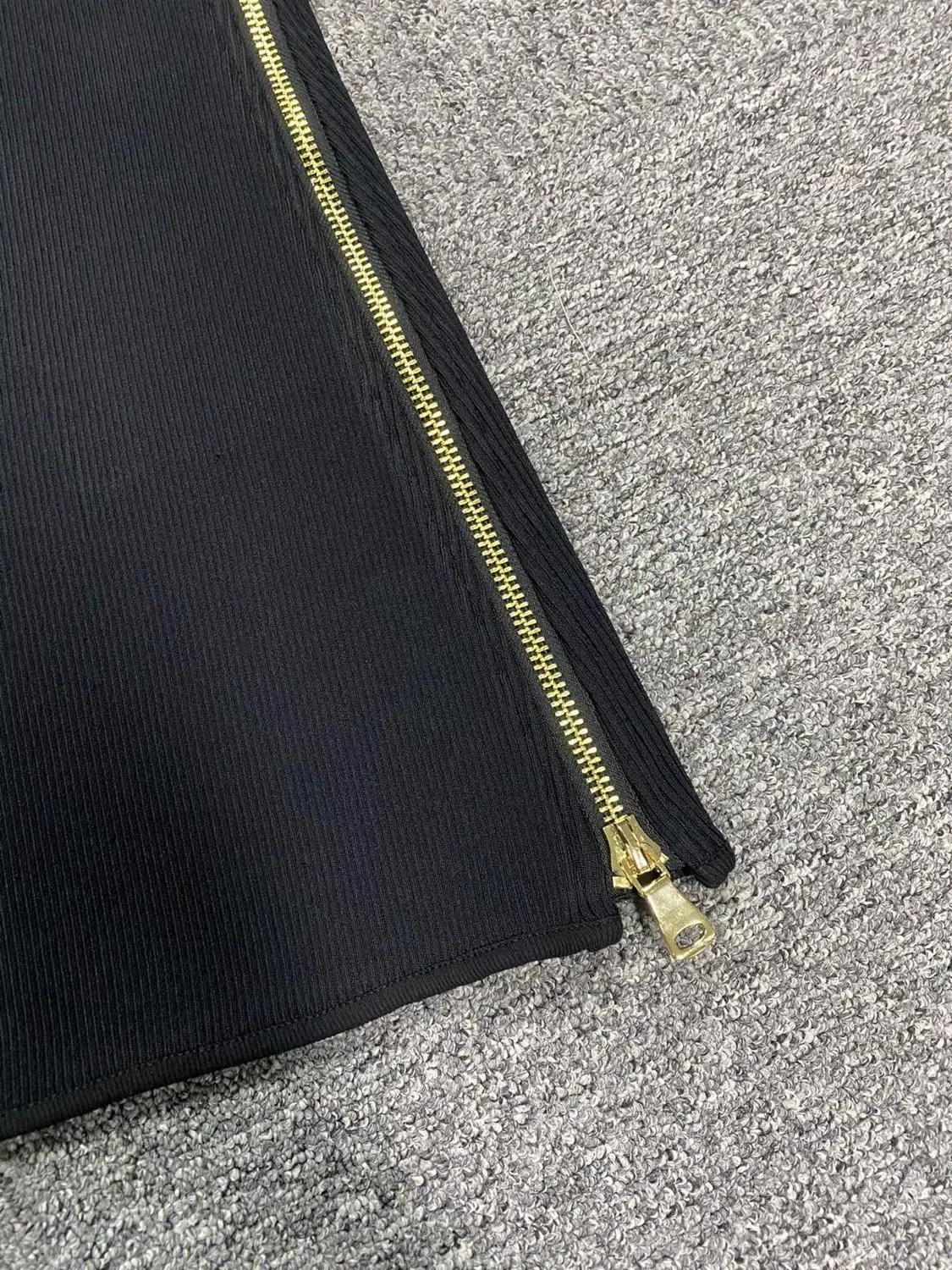 

Spring New 2021SS Women Pearl Chains Strap Slim Black Sleeveless Dreses For Ladies Gndz 12.14