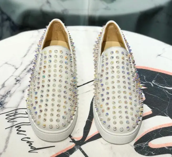 Мужские кожаные кроссовки Beertola повседневные разноцветные Плоские Заклепки